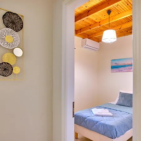 Apartman Angeliki's House *